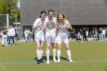 Bild 147 - wBJ SC Alstertal-Langenhorn - Rissener SV : Ergebnis: 9:0